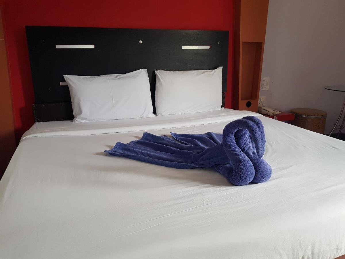 Jirapa Modern Resort Chonburi Eksteriør billede