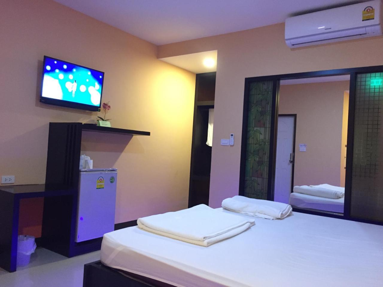 Jirapa Modern Resort Chonburi Eksteriør billede
