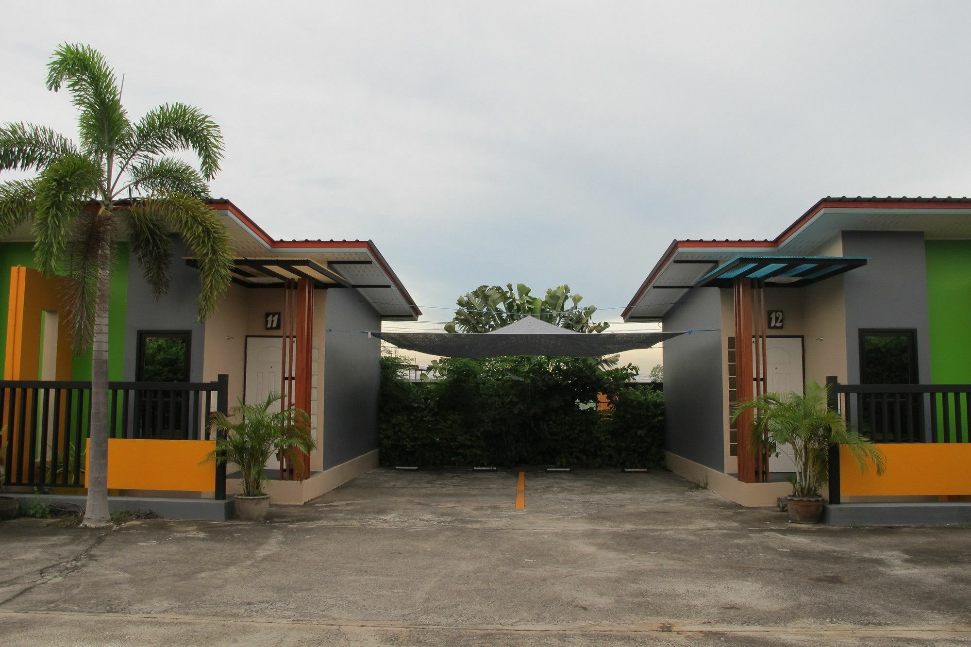 Jirapa Modern Resort Chonburi Eksteriør billede