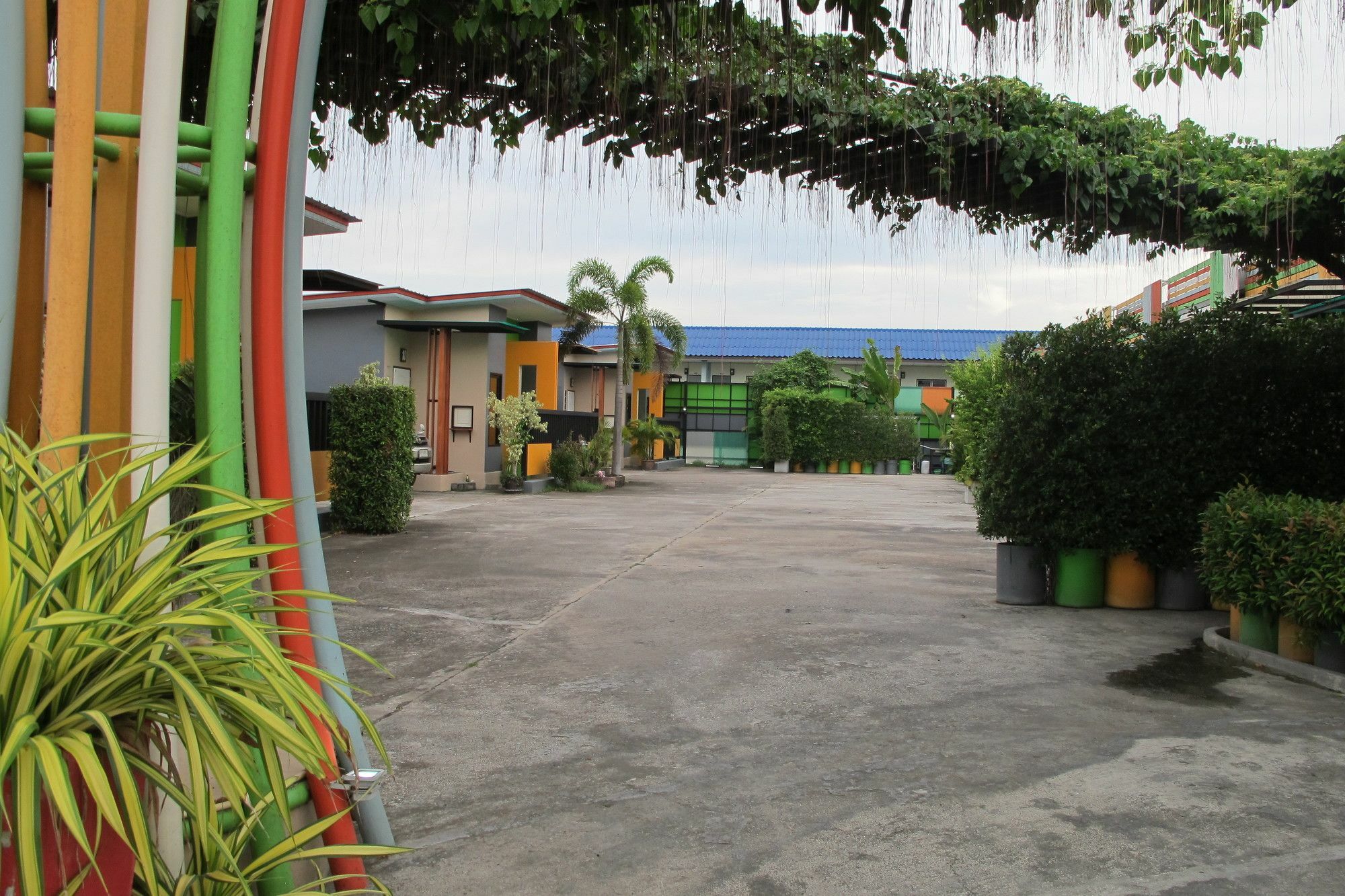 Jirapa Modern Resort Chonburi Eksteriør billede