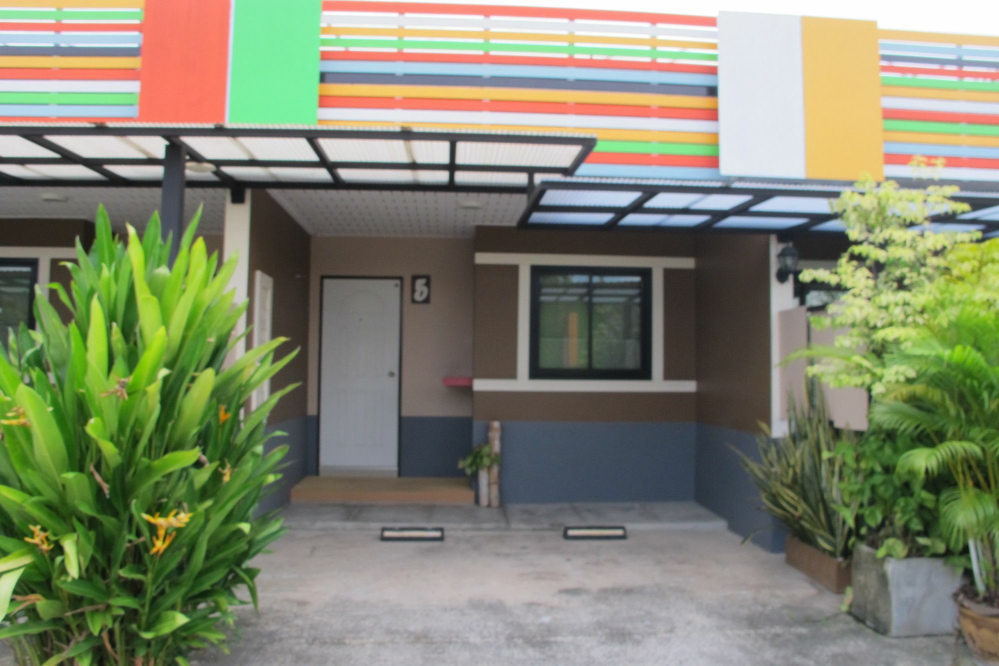 Jirapa Modern Resort Chonburi Eksteriør billede